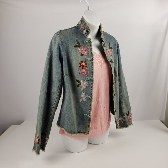 INC Concepts Petite P Denim Jacket Embroidered Flowers Womens Frog Closure Coat - Picture 4 of 16